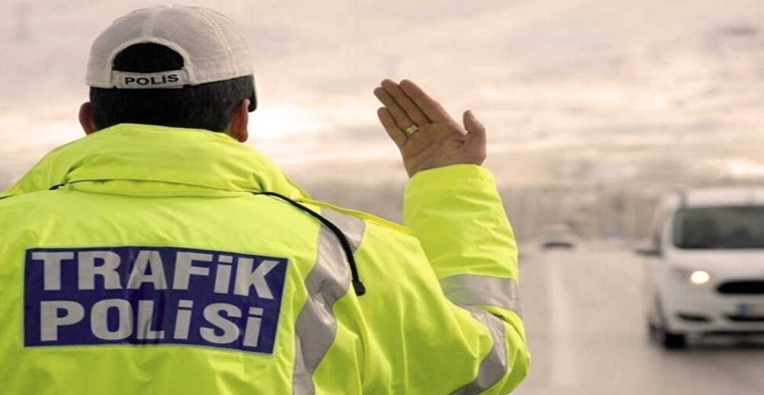 Plakasında bunu düzeltmeyenler eyvah! 32 bin TL ceza kesiliyor