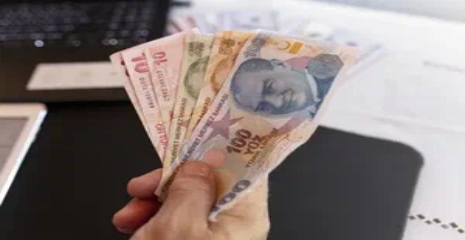 Beklenen gelişme sonunda oldu! Emeklilere Meclis'ten ek ödeme müjdesi! 2500 TL maaş farkı yatacak