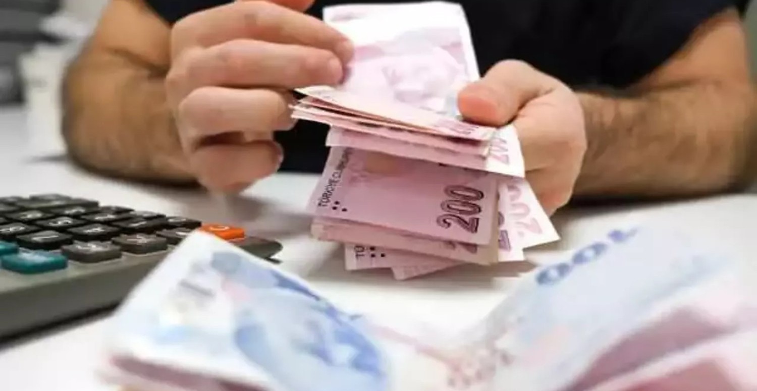 Emeklilere 9 gün içinde büyük kıyak var! Maaşa ek zamma zam hesabı geldi!