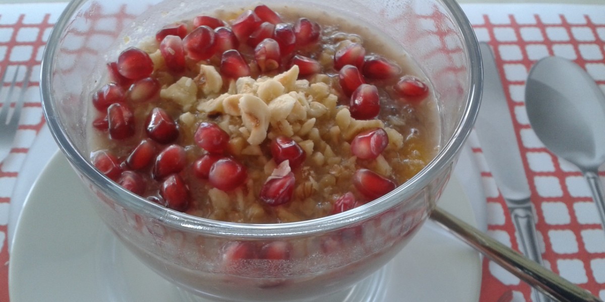 kararmadan aşure pişirmek