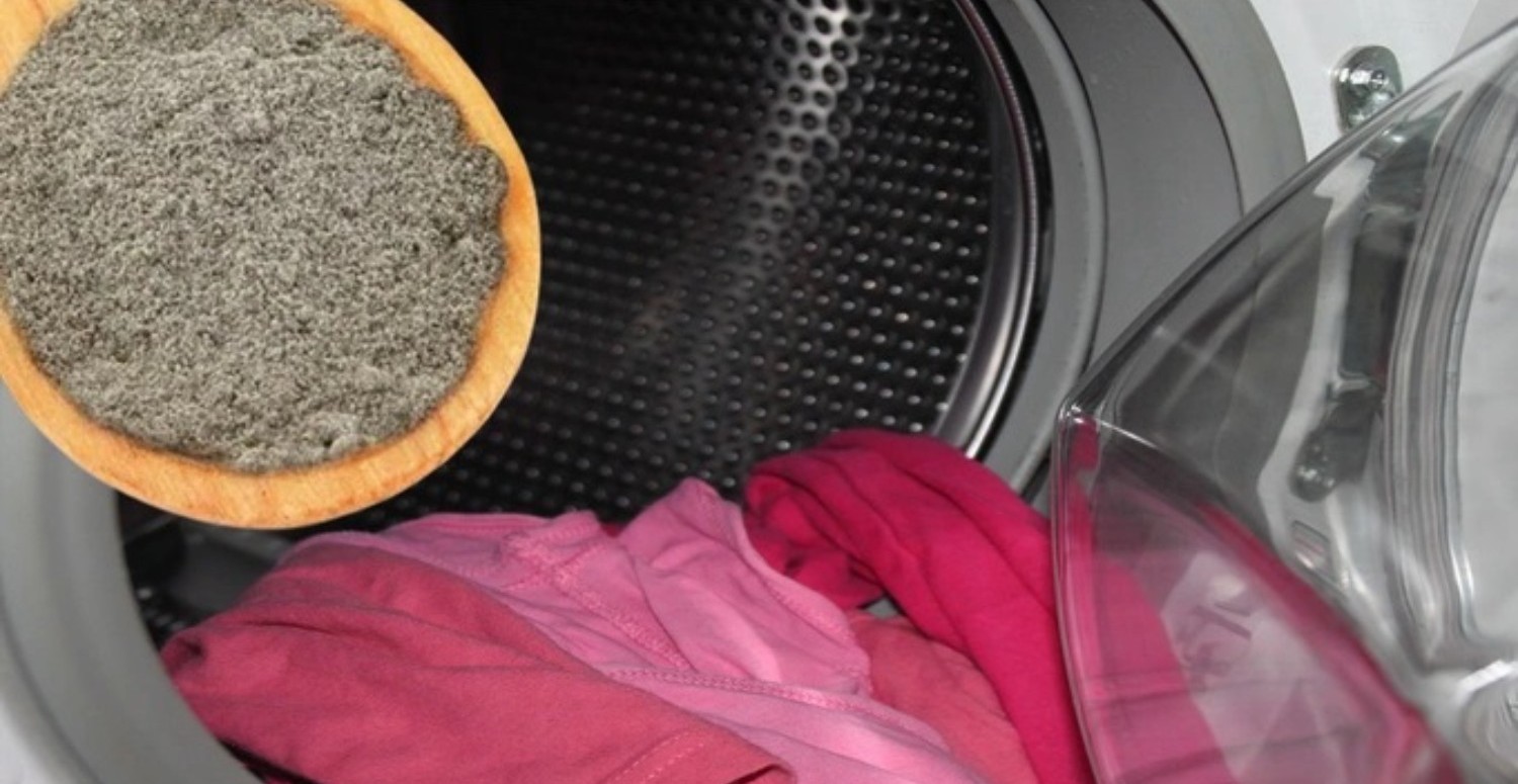 Solmayan kıyafetlerin sırrı bu yöntemde! Çamaşır makinesine bir kaşık atınca renkler capcanlı kalıyor