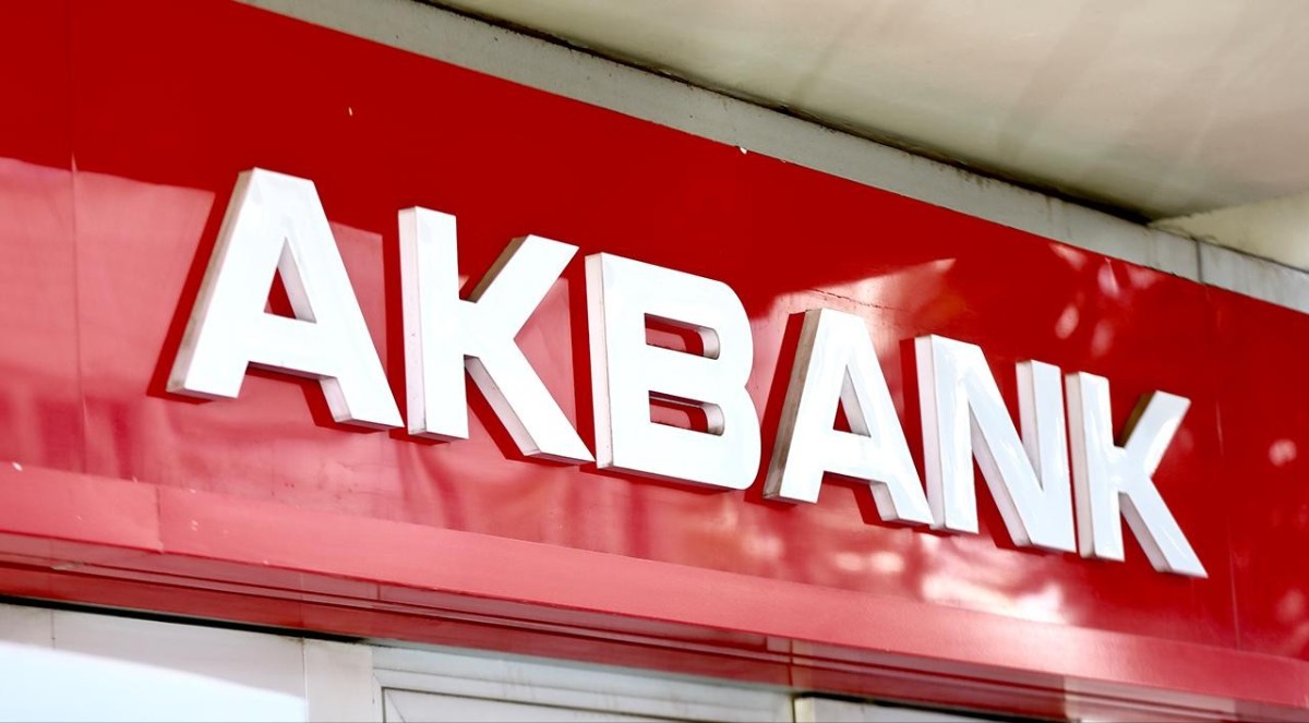 AKBANK’TAN YENİ MÜŞTERİLERE %0 FAİZLİ İHTİYAÇ KREDİSİ FIRSATI!