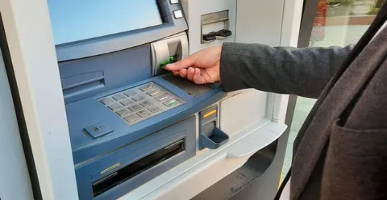 ATM'ye para çekmeye gidene sürpriz var! Bugünden itibaren değiştirildi