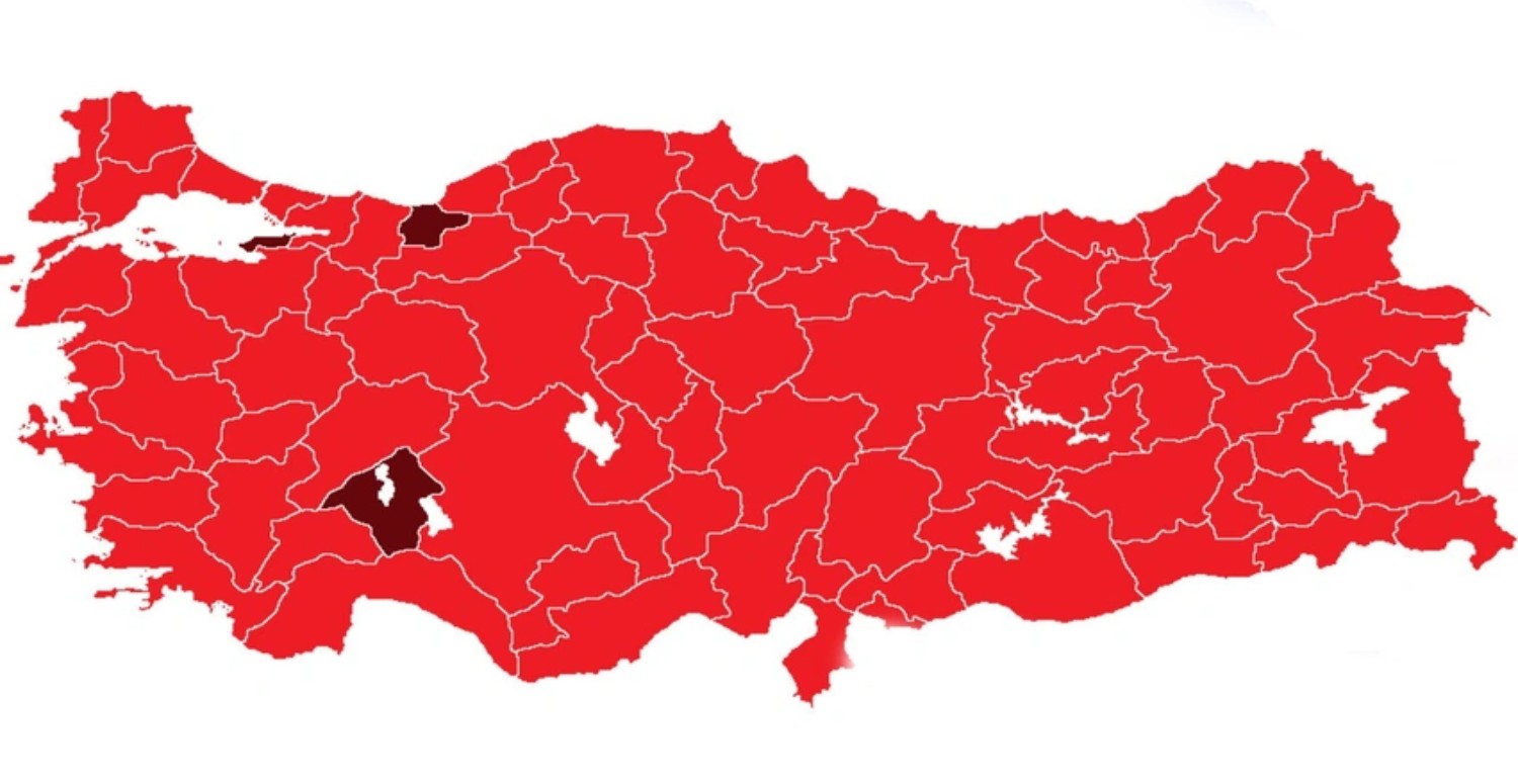 Cumartesi gecesi uyuyanlar Pazar'a böyle uyanacak! Meteoroloji'den kötü haber az önce geldi