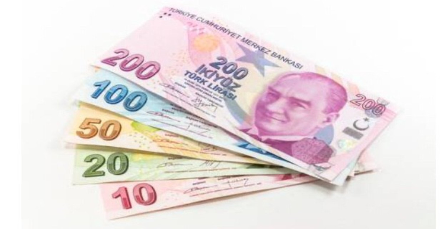 Emeklilere görülmemiş fırsat! İndirim fırtınası başladı: 17 firma duyurdu!
