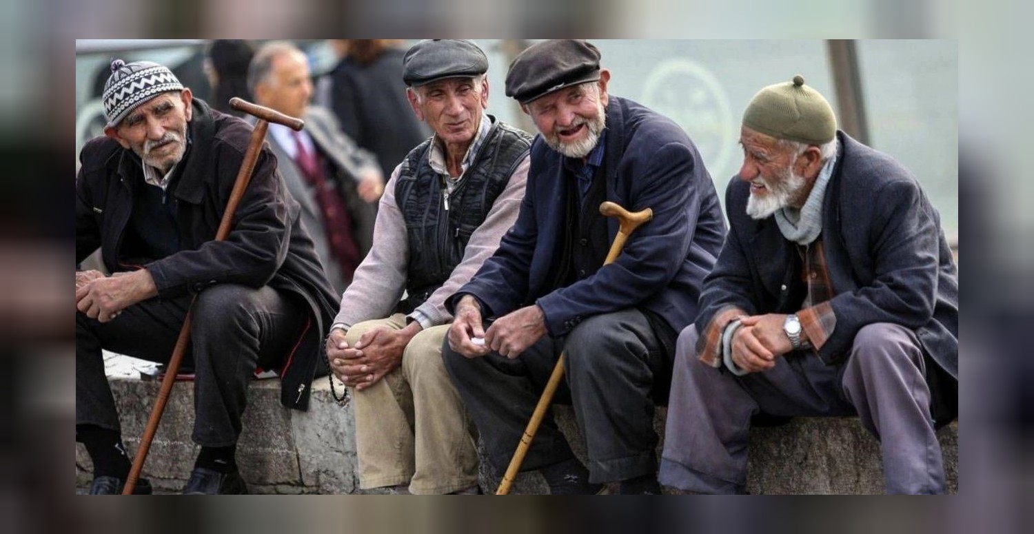 Emeklilere Meclis'ten fatura jesti! Artık o faturaya para vermeyeceksiniz!