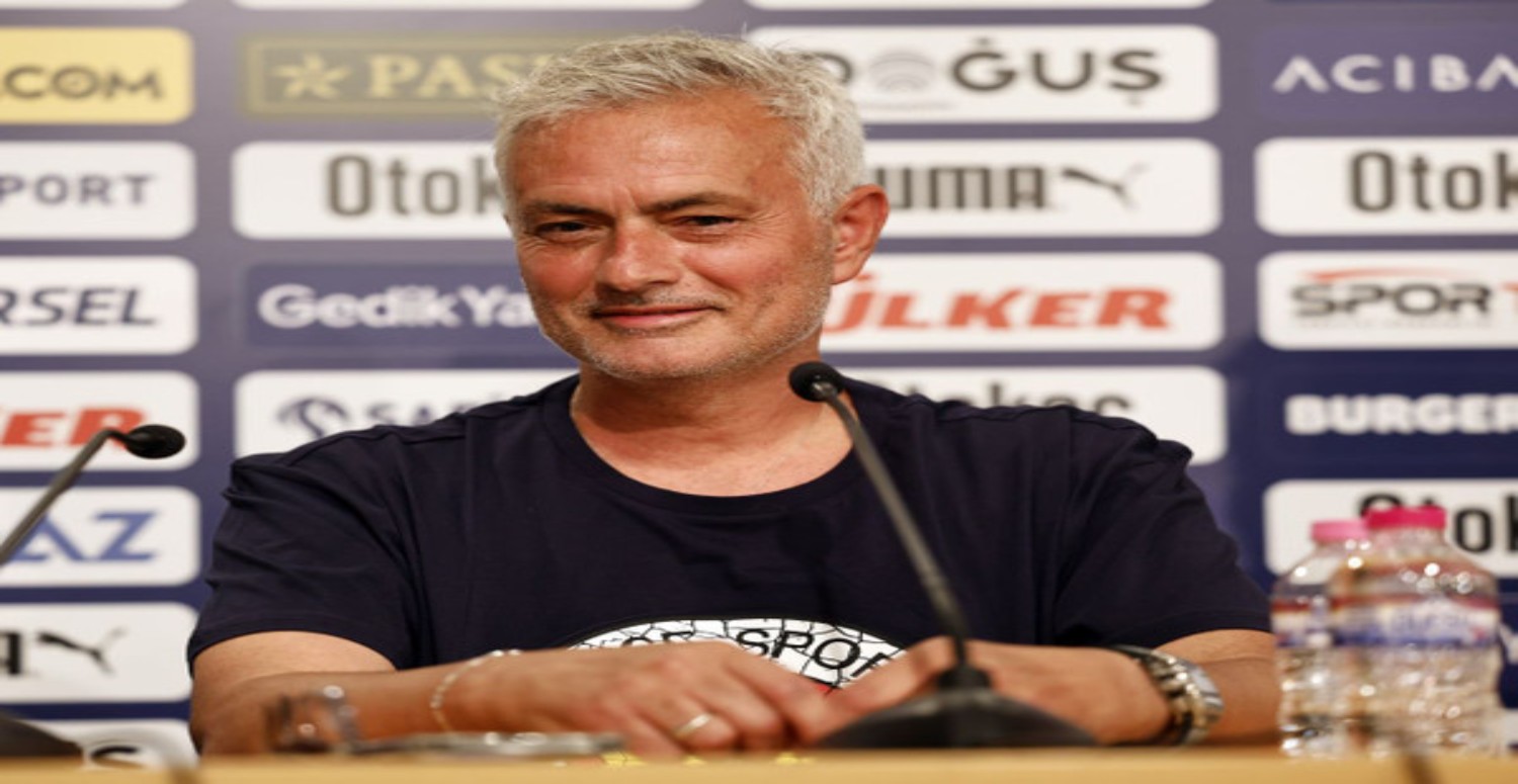 Fenerbahçe'den Manchester United'da Oynayan Yıldız Oyuncuya Teklif!