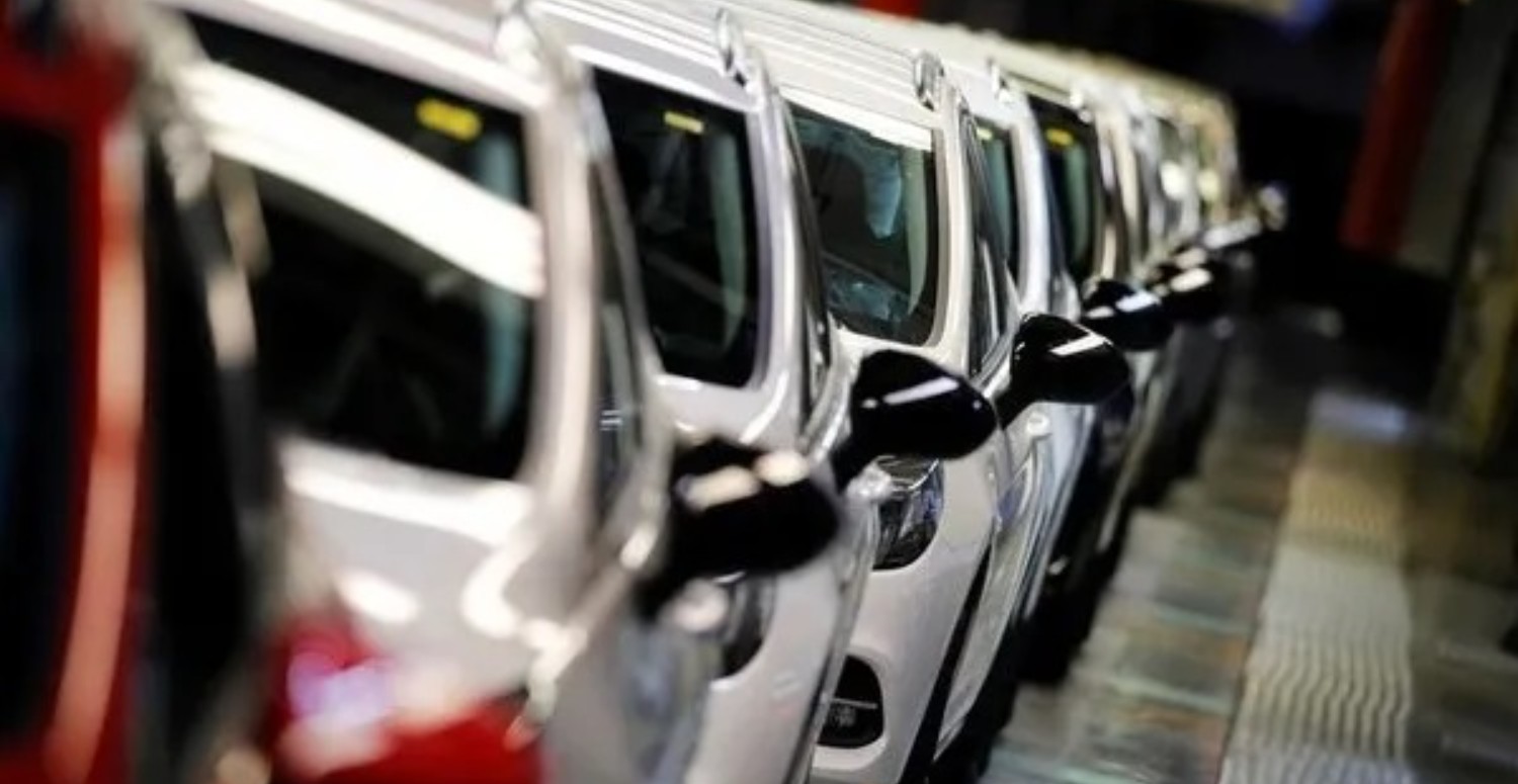 Fiyatı 400 bin TL birden düştü! Sıfır otomobilde yok sattıran fiyat listesi!