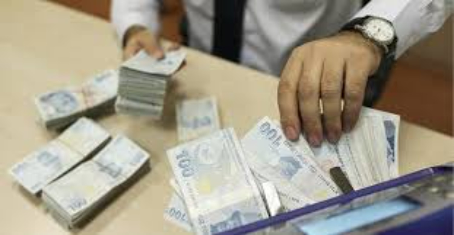 Kenarda köşede 150 bin TL'si olan yaşadı! Bankadan her ay tıkır tıkır maaş alacaksınız