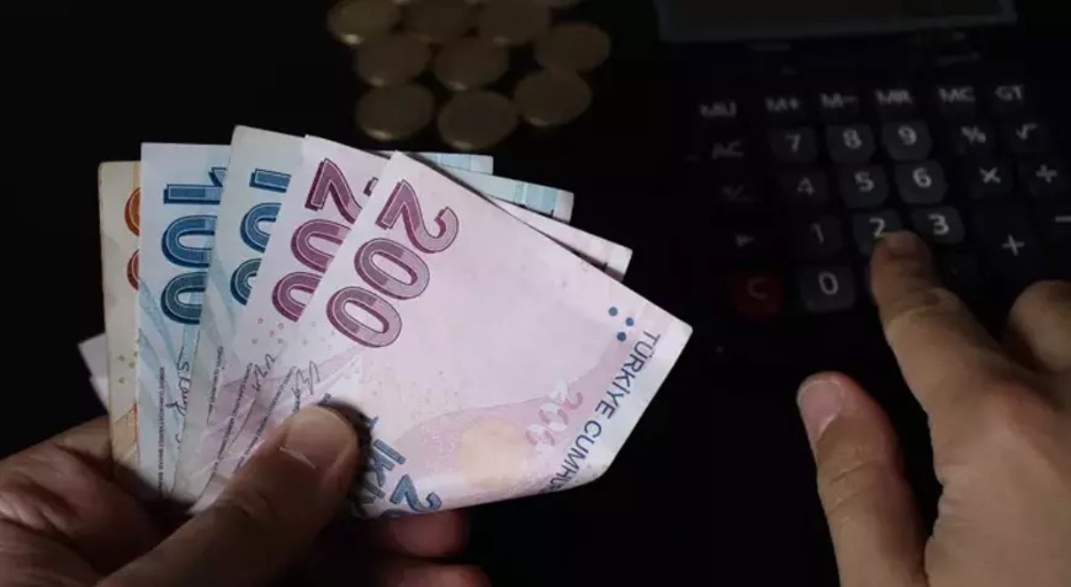 Maaşı 12.500-20.000 TL arası olan emekliler! 15.000 TL ek ödeme hazırlandı!