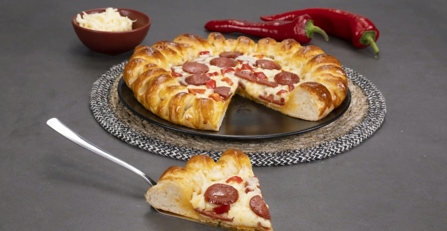 Pizzacılara taş çıkaran pizza hamuru tarifi! Ünlü pizzacıların sırrı verildi!
