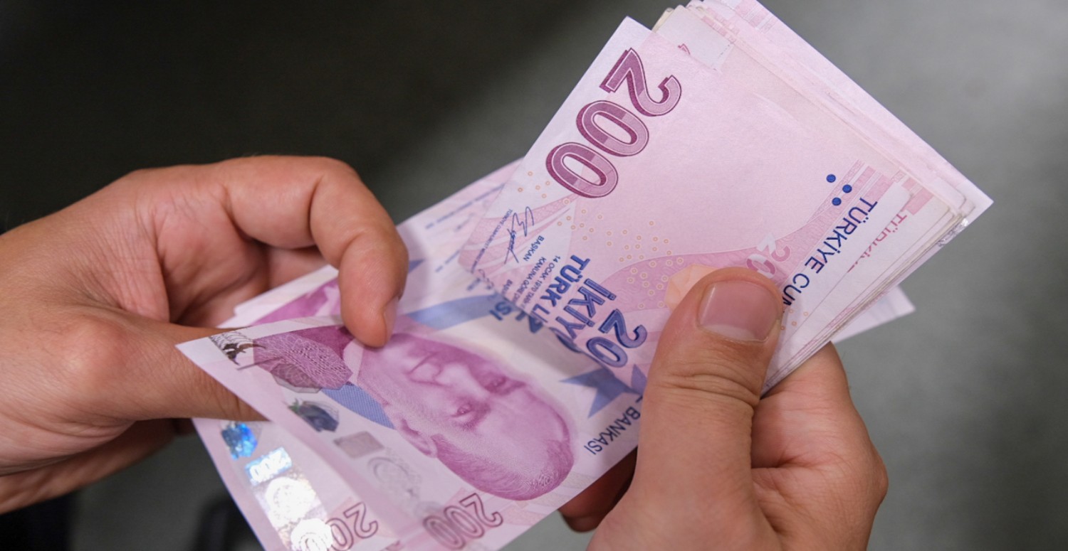 Üniversite burslarına dev zam! Başvuran tüm öğrenciler alacak: 4.800 TL'ye yükseldi